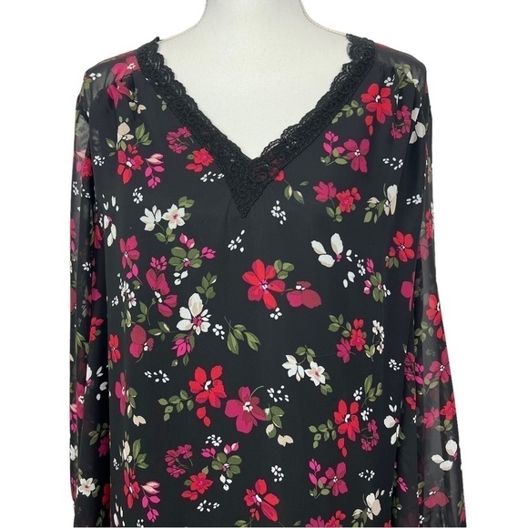 LANE BRYANT Women’s Pullover Top Sz 24 (3X) Multi Color Floral Lined V-neck LS - Picture 2 of 11